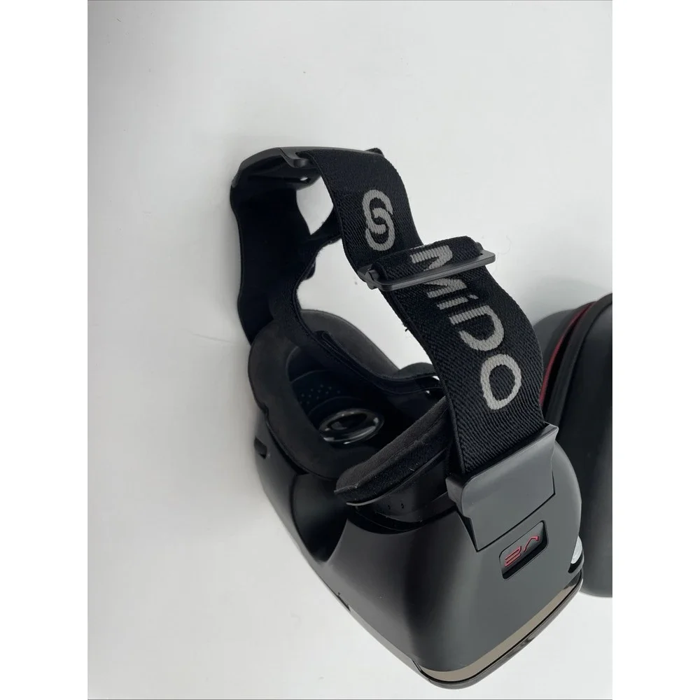 Homido V2 Virtual Reality Headset for Smartphone With Case & Manuals